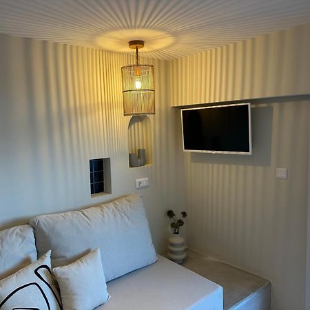 Dolphins Apartment Corinth Bagian luar foto