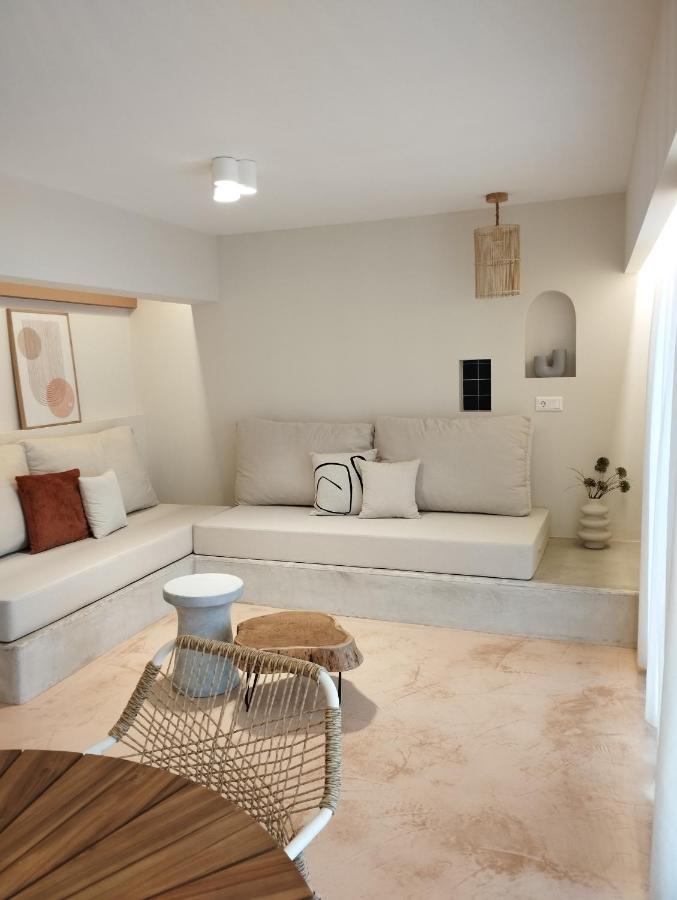 Dolphins Apartment Corinth Bagian luar foto