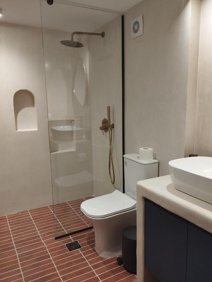 Dolphins Apartment Corinth Bagian luar foto